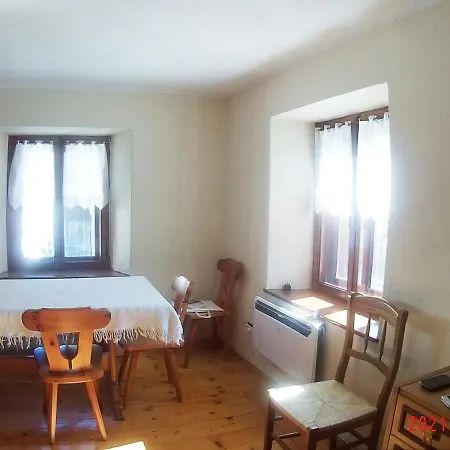 Piccola Stella Alpina Apartamento *