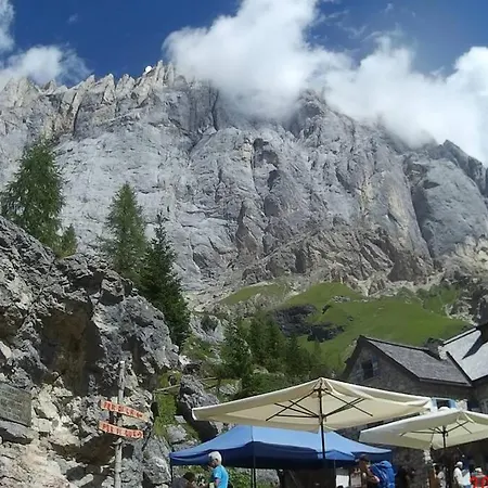 Piccola Stella Alpina Lejlighed Canale dʼAgordo
